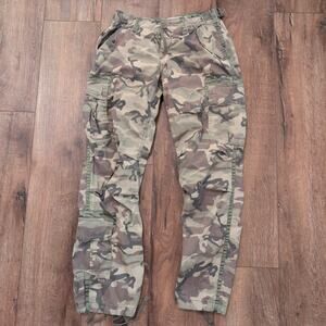 Y2K Abercrombie Women's Size 28x29 Camo Cargo Pants Army Vintage